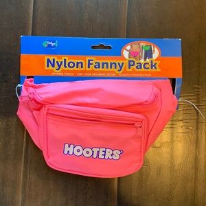 Hooters Fanny pack